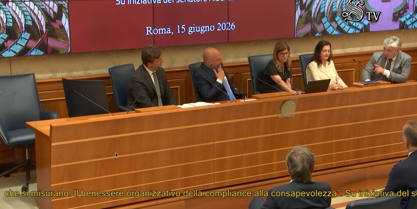 La conferenza stampa trasmessa da Senato TV